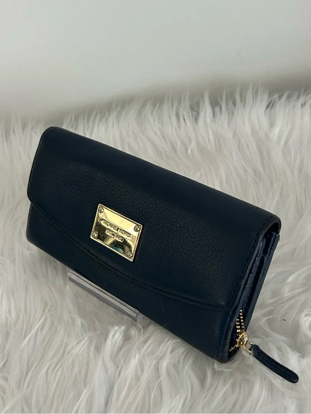 Michael Kors Navy Pebbled Leather Continental Wallet Zip Around Clutch Gold Logo